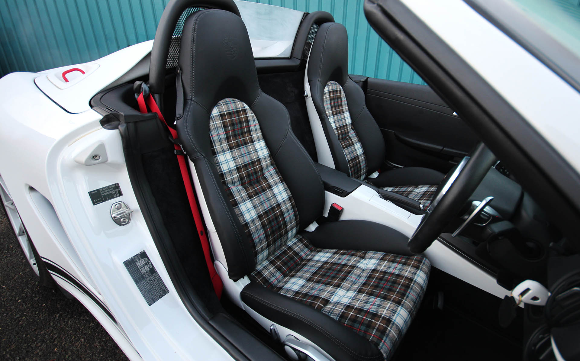 Porsche 987 Spyder tartan turbo classic seat insert by designls ltd